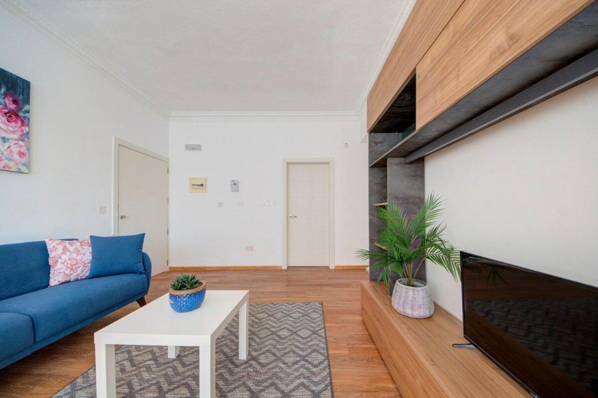 Apartment Skyvue Penthouse With Jacuzzi And Seaviews Sliema