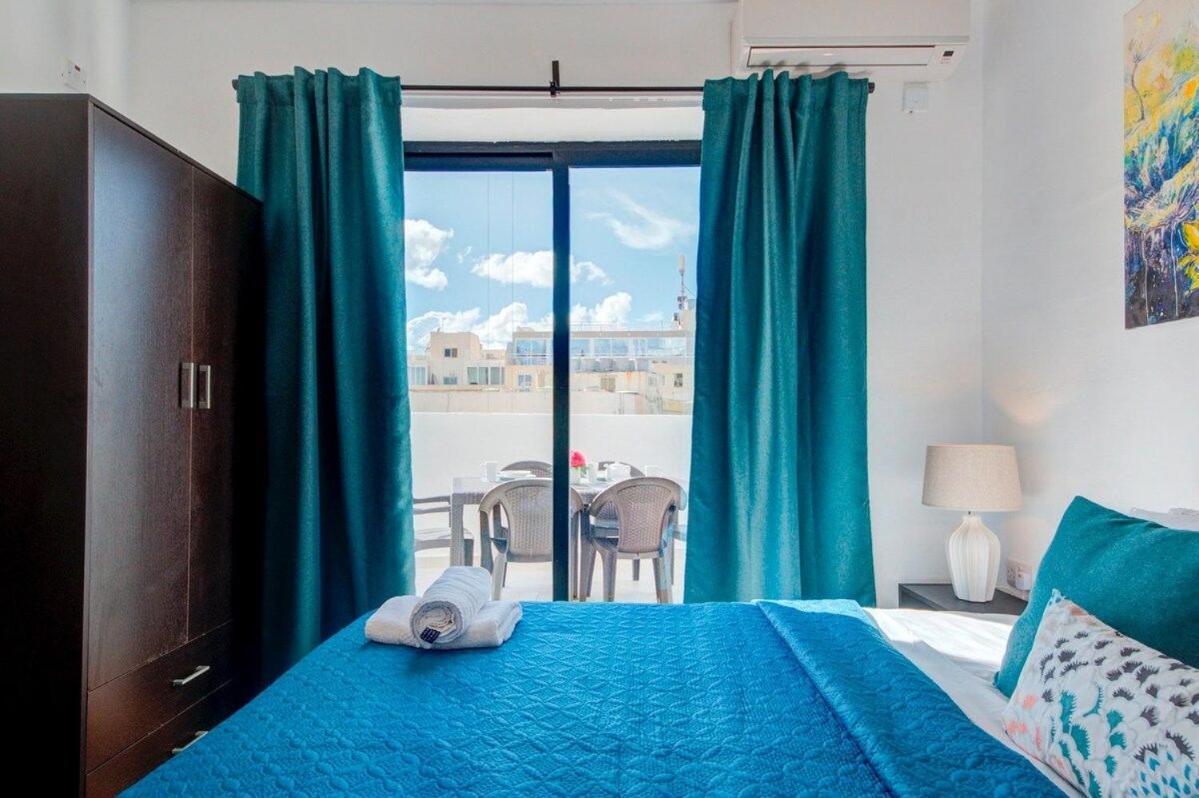 Skyvue Penthouse With Jacuzzi And Seaviews Апартаменты Слима