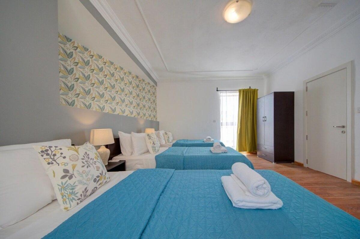 Skyvue Penthouse With Jacuzzi And Seaviews *