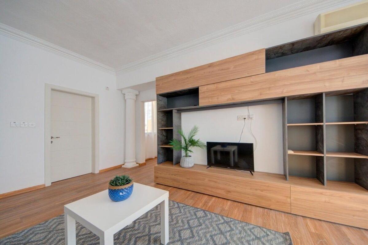 Apartment Skyvue Penthouse With Jacuzzi And Seaviews Sliema
